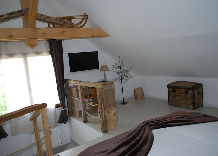 La Ferme De Coron Bed & Breakfast Belley