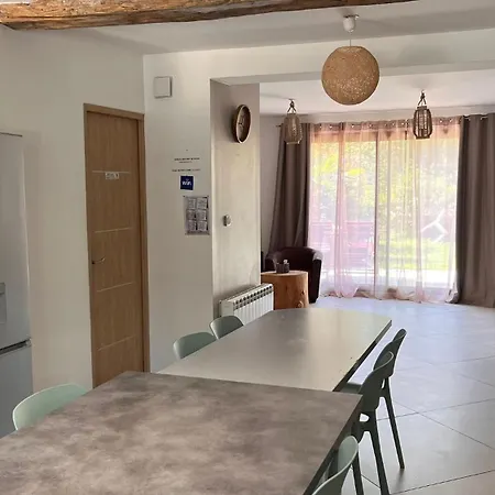 לינה וארוחת בוקר La Ferme De Coron בלה