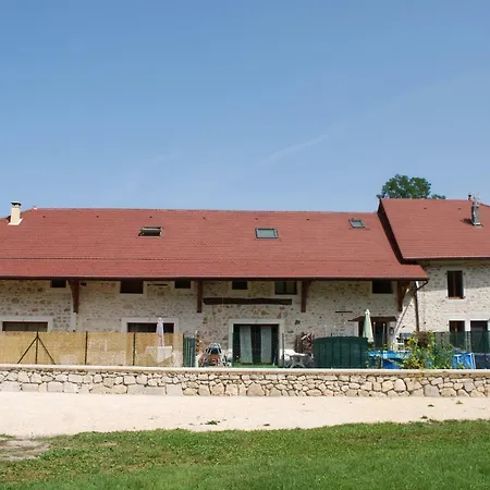 La Ferme De Coron Bed & Breakfast 3*